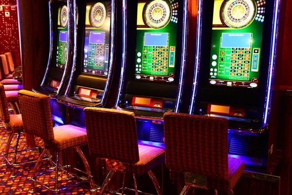 Domino QQ live dealer table on nawartoto platform